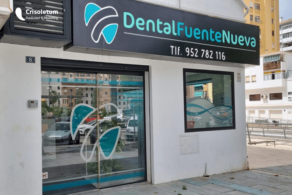 rotulación de clínicas fachada Dental Fuente Nueva